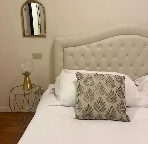 Scala Milano-palazzo Di Prestigio Apartment Milan