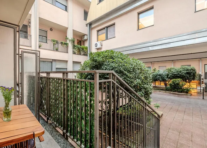 My Little House * 米兰