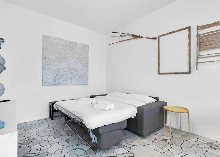 Fondazione Prada Olimpiadi La Piuma