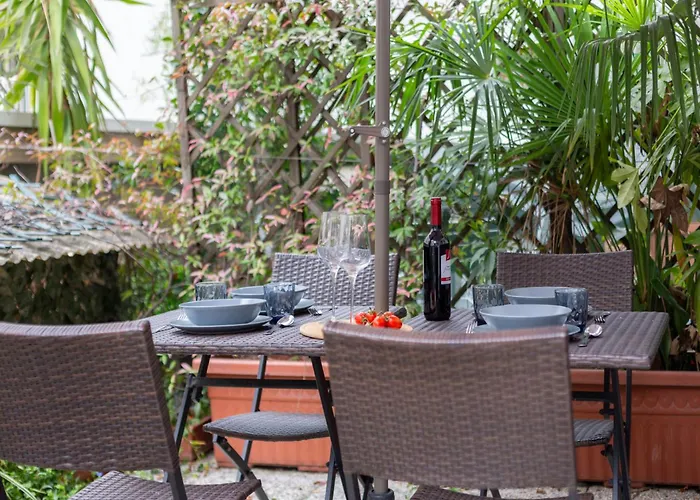 The Rent - One-bedroom With A Terrace In Corso Sempione *