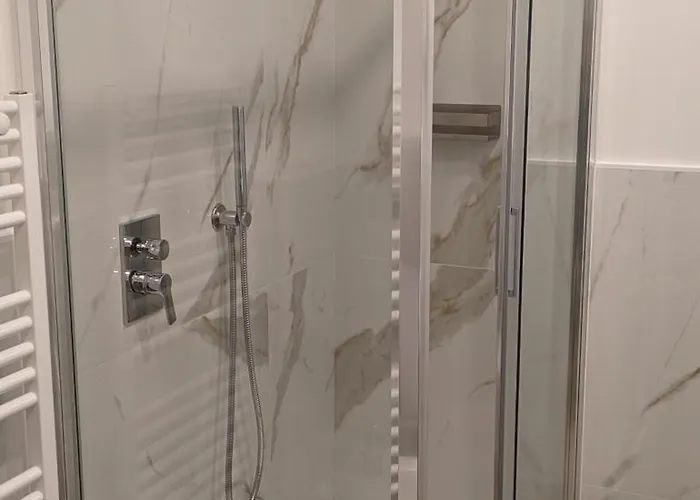 - Gluck アパート ミラノ