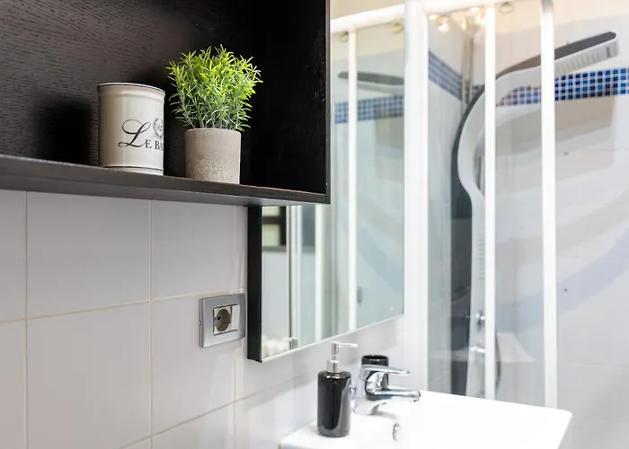 Design In Station Apartment
