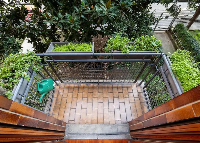 Design In Station Apartment