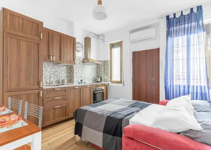 X4-self Check-in-m2 Famagosta-ac