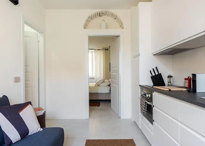 Liam's Gem Luxury In