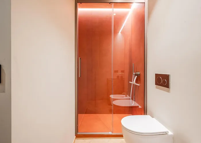 Terrazza Con Jacuzzi E Vista Iconica Sul Duomo