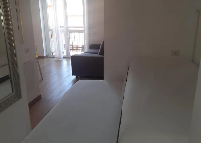 Modern House Dergano A 150 Metri Metro Lägenhet