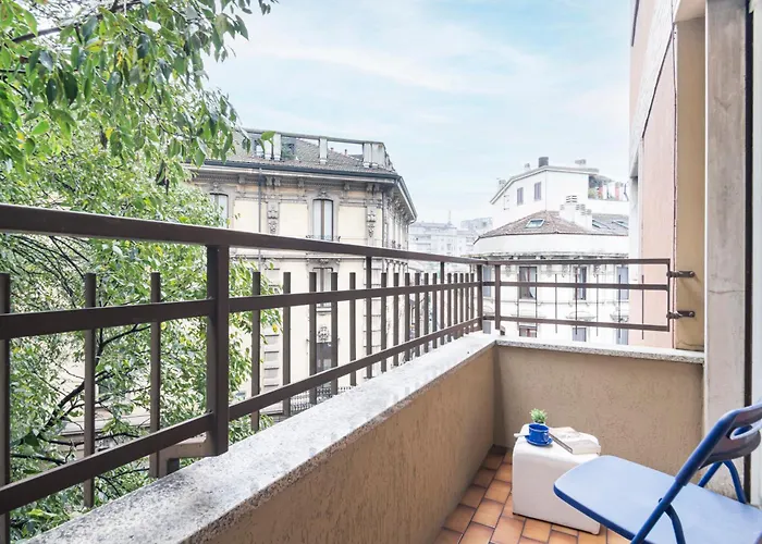 Easylife - - Torriani 1 I - Porta Venezia Апартаменты *