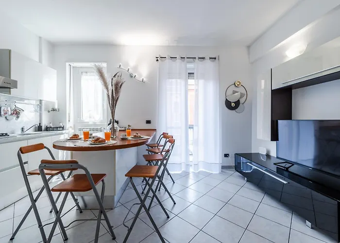 Nuovissima Dimora Con Terrazzino *