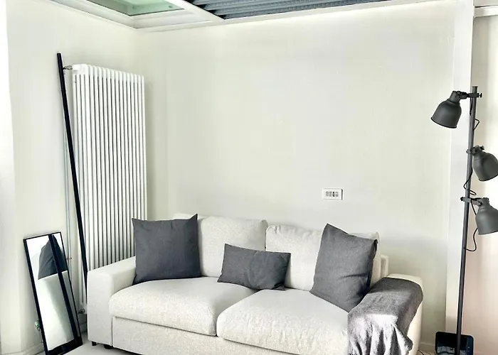 Vercelli-solari, Design District, Metro M1 8min A Piedi Milán