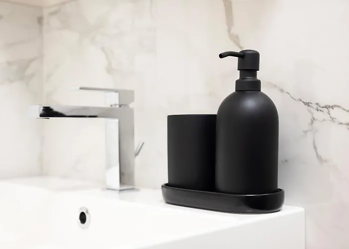 Luca Duomo Visconti * Milan