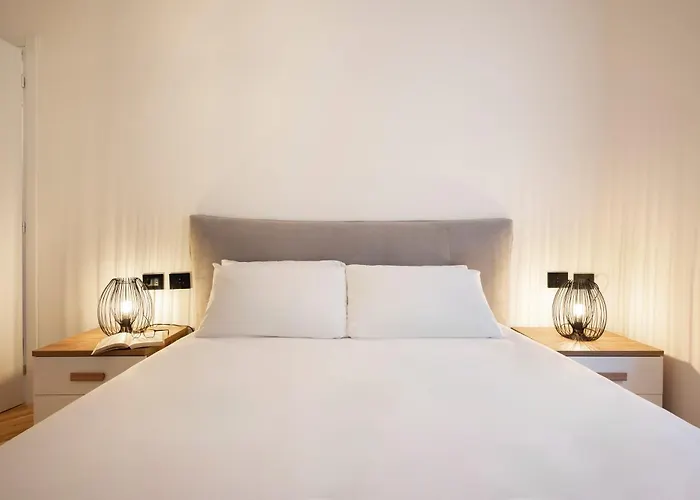 Luca Duomo Visconti * Milan