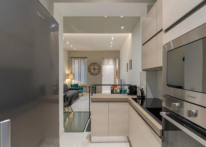 Xenia - Modern Three-room In Moscova Area * Milánó