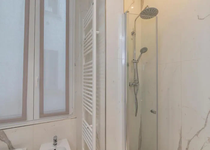 Xenia - Modern Three-room In Moscova Area