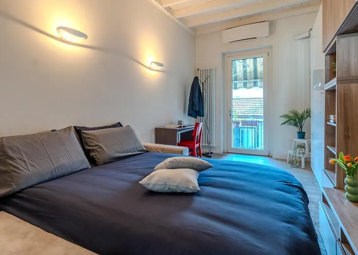 Duomo-navigli - Elegante In Centro Storico Daire *