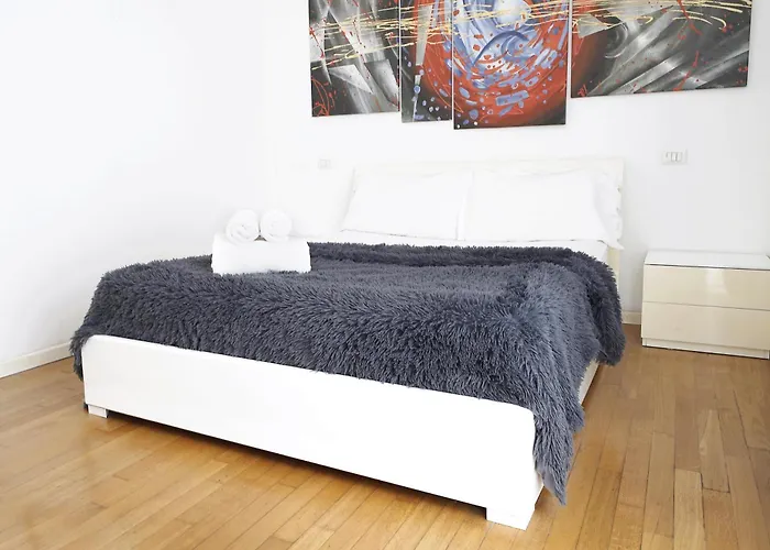 Bilocale Zona 200metri Da Stazione * Milan