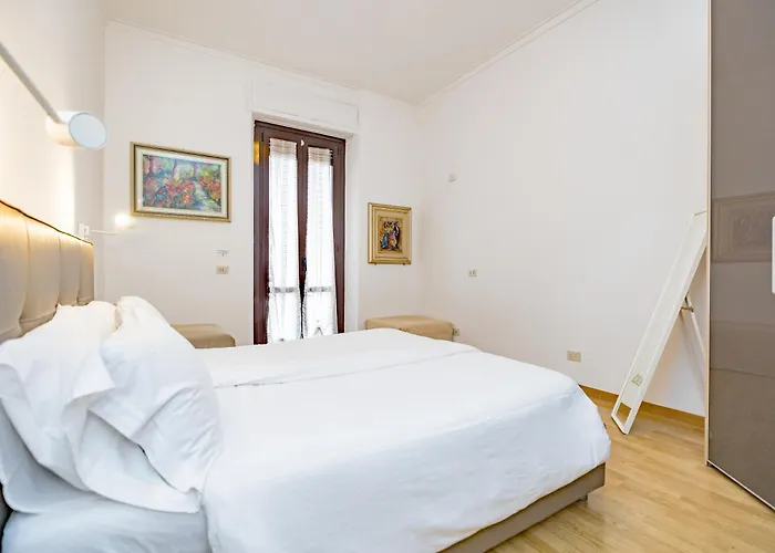 Minimal Near Bocconi شقة