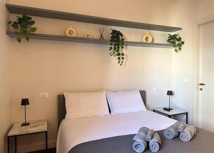 Urban Jungle 4 - Darsena Apartment