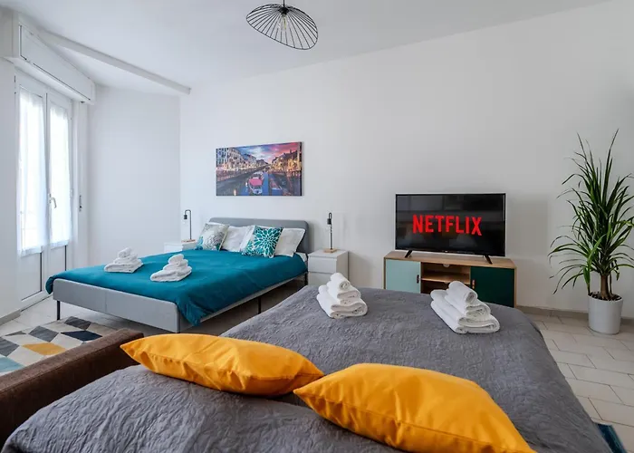 Stylish & Cozy Loft Near Life - Metro 50m Milánó