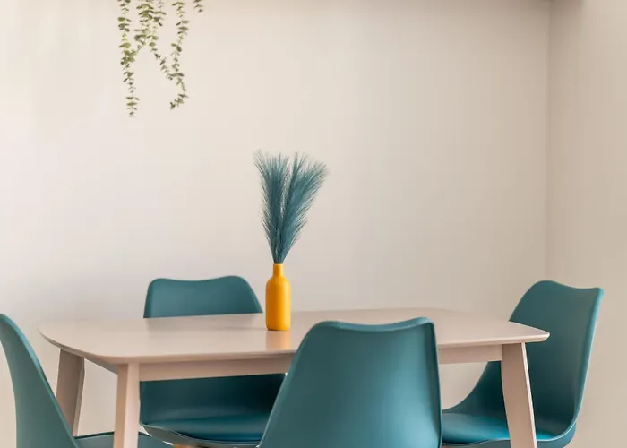 Stylish & Cozy Loft Near Life - Metro 50m