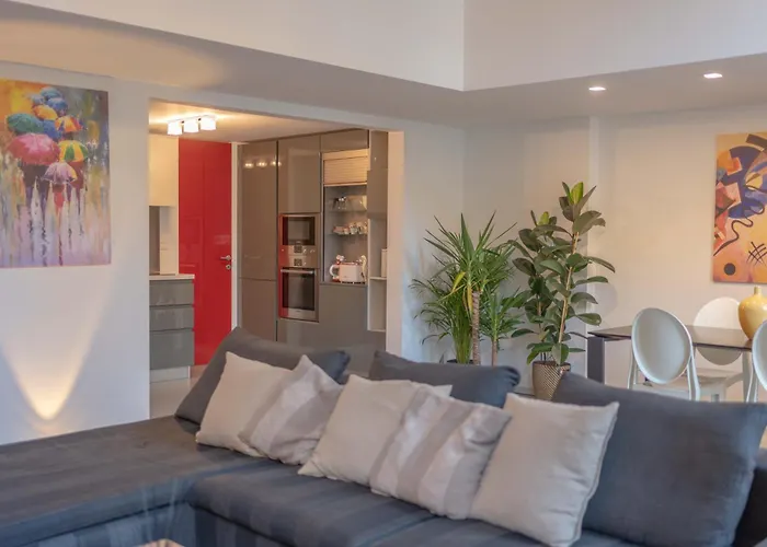 Marla Brera Center Lejlighed *