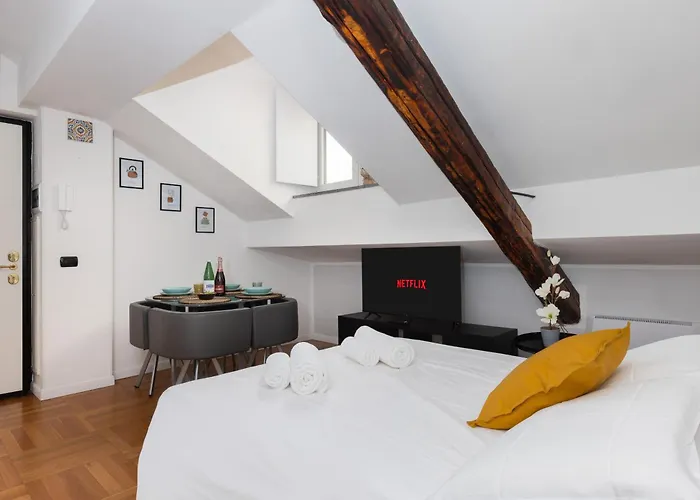 I M1-m2 2min I Strategic, Modern, Quiet 米兰