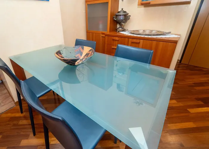 Penthouse Isola, A Few Steps From Offices Cortina 26 Apartment