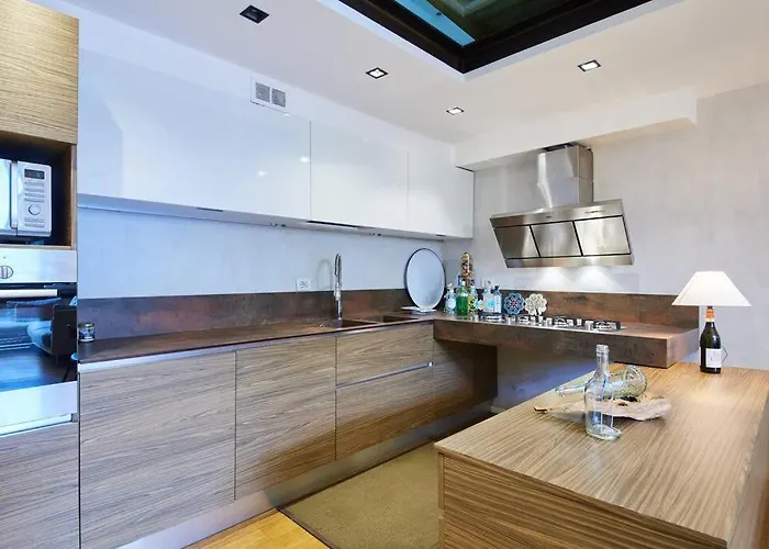 Ampia Casa Indipendente Con Giardino Privato Apartmán Milán