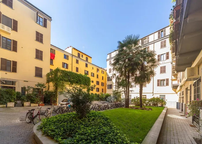 Stylish Loft In Porta Romana Διαμέρισμα