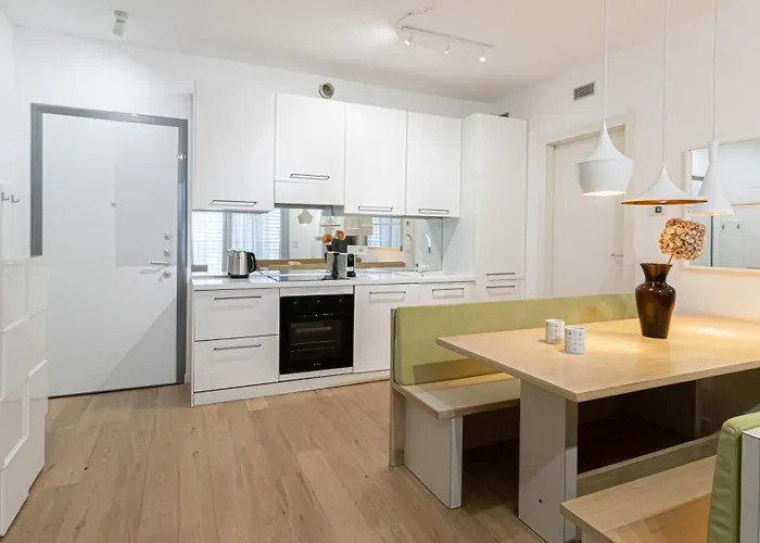 Italianway - Compagnoni 12 - Mirabel Appartamento Milano