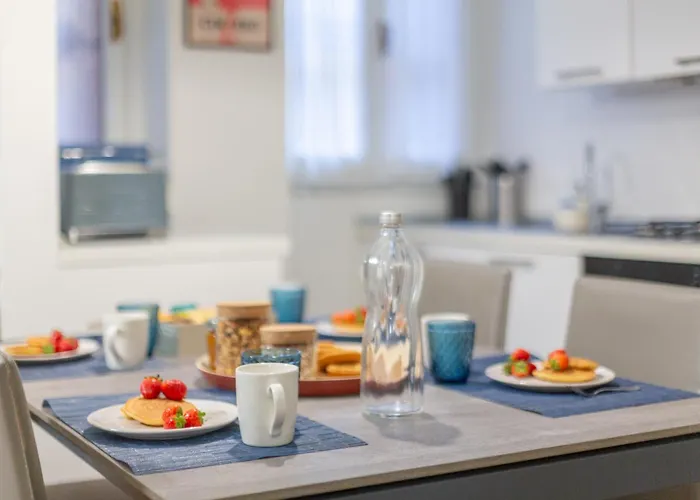 Apartman Charming 2-bedroom In Milanese Building *