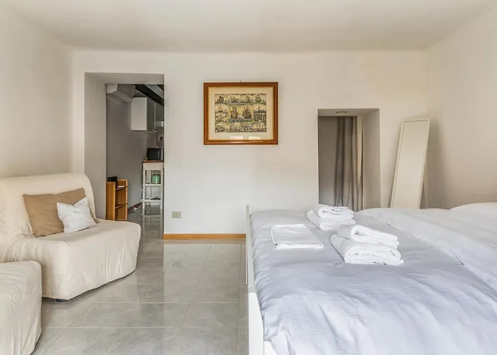 Brand New 3 Pax Wi-fi - Darsena Via Mortara