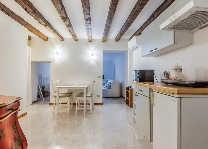 Brand New 3 Pax Wi-fi - Darsena Via Mortara Milano