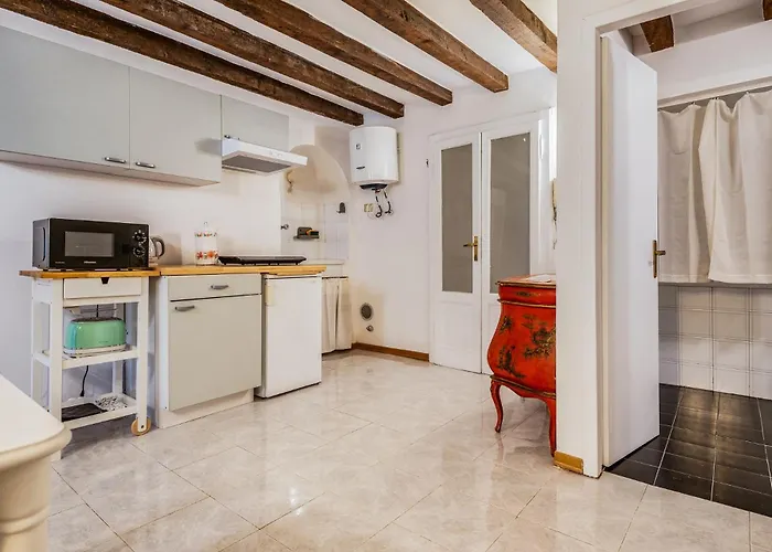 Brand New 3 Pax Wi-fi - Darsena Via Mortara *