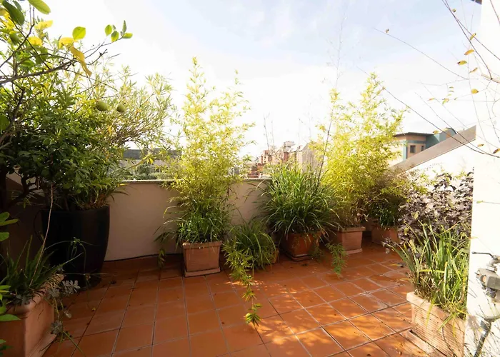 Апартаменты Penthouse Isola, A Few Steps From Offices Cortina 26 *