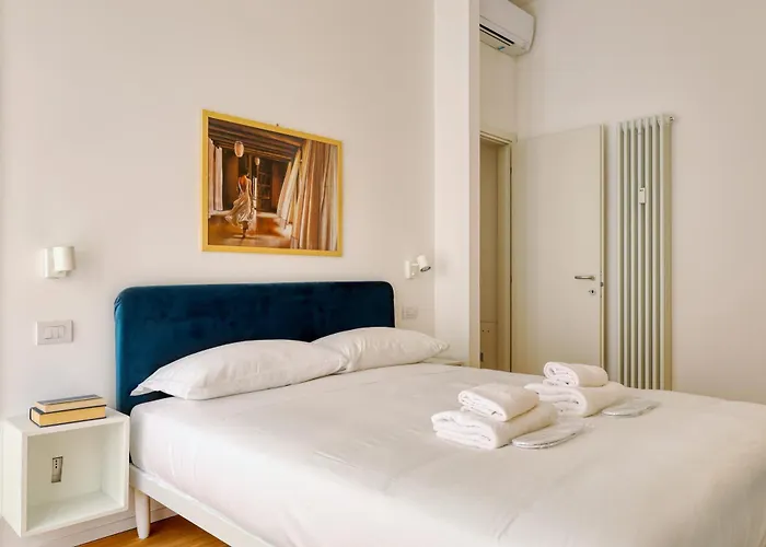 Just Urban - Bright New 2br In Center - M2 And M4 דירה מילאנו