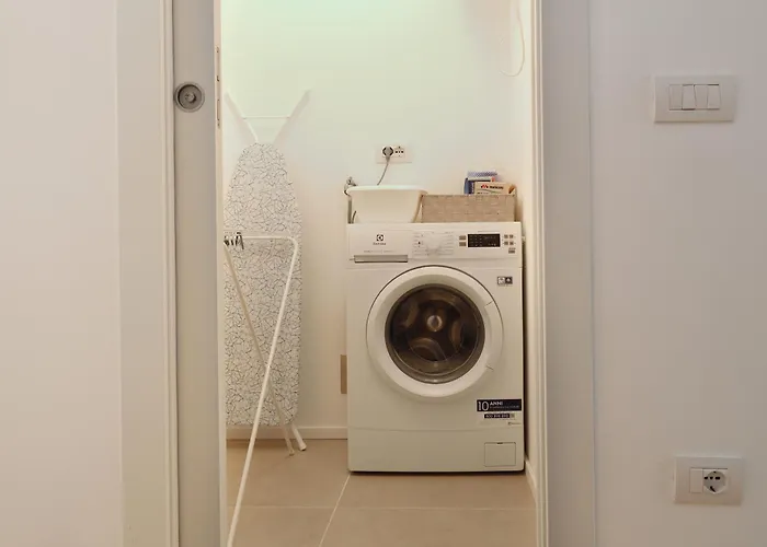 Just Urban - Bright New 2br In Center - M2 And M4 * Mailand