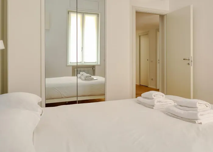 Just Urban - Bright New 2br In Center - M2 And M4