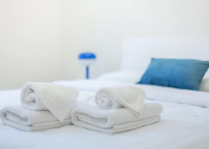 Appartement Charming 2-bedroom In Milanese Building