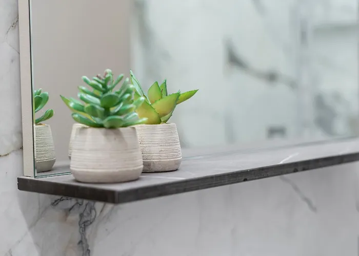 Designed In Center Gae Aulenti Area With Ac, Wifi And Subway Airport Connected Steps From Station