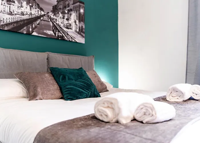 Citylife View And 10 Minutes By Walk Modern *