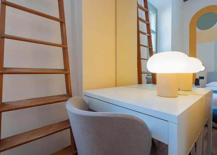Xenia - Renovated Two-room In Sant'ambrogio
