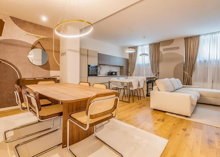 Brand New Via Melzi D'eril 18 4 Pax *