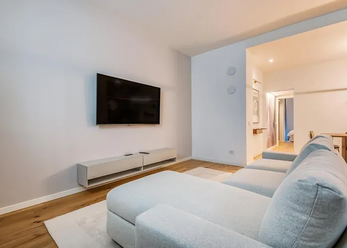 Apartmán Brand New Via Melzi D'eril 18 4 Pax *