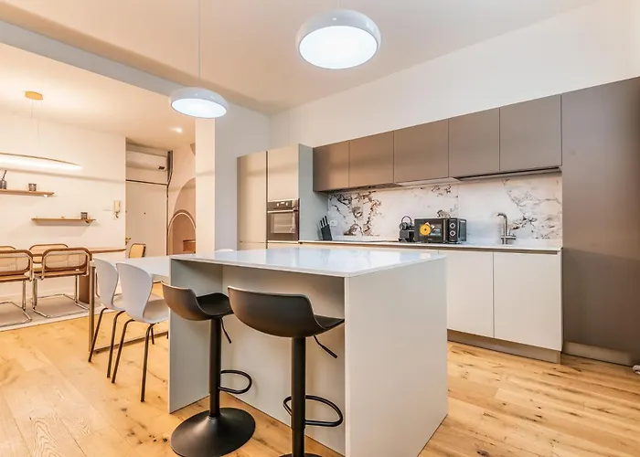 Brand New Via Melzi D'eril 18 4 Pax Milán