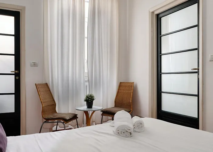 Joivy Bright 1br Flat Near Mudec Museum Milano