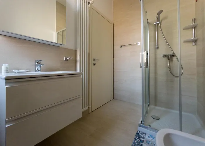 Rrrapido Holy And - Via Sardegna 3*