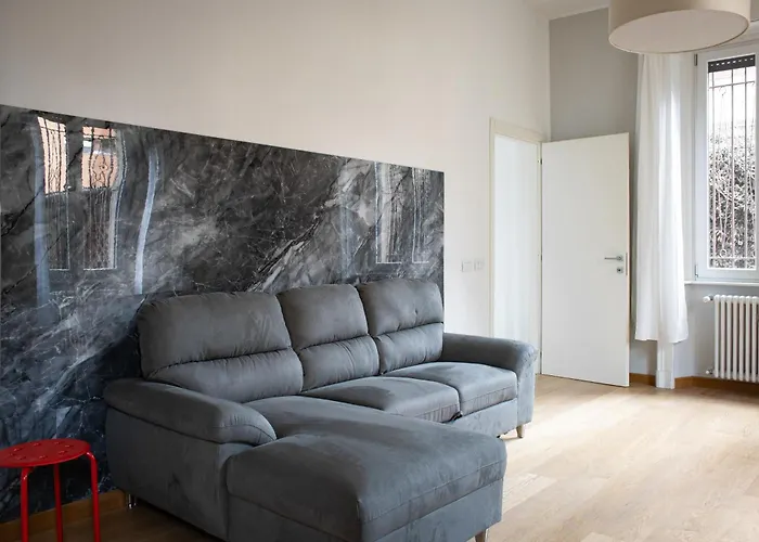 Rrrapido Holy And - Via Sardegna Гостевой дом Милан