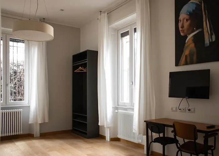 Rrrapido Holy And - Via Sardegna 3* מילאנו