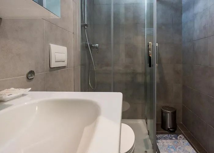 Rrrapido Holy And - Via Sardegna מילאנו